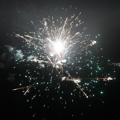 فابريکه توليدي چين 56 شات کيک آتش بازی آتش بازی با کيفيت بالا