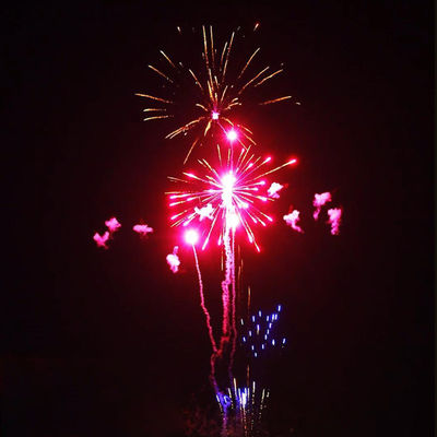 300 شات در فضای باز آتش بازی