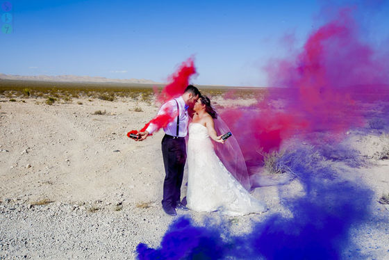 Daytime Handheld Colored Smoke Bombs , Colour Smoke Flare Fireworks