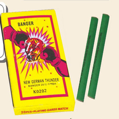 0.05CBM چینی Bangers Fireworks Firecracker Bangers K0202 برای جشنواره